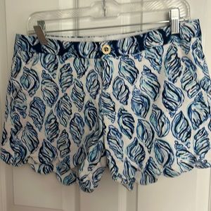 Lilly Pulitzer scalloped shorts